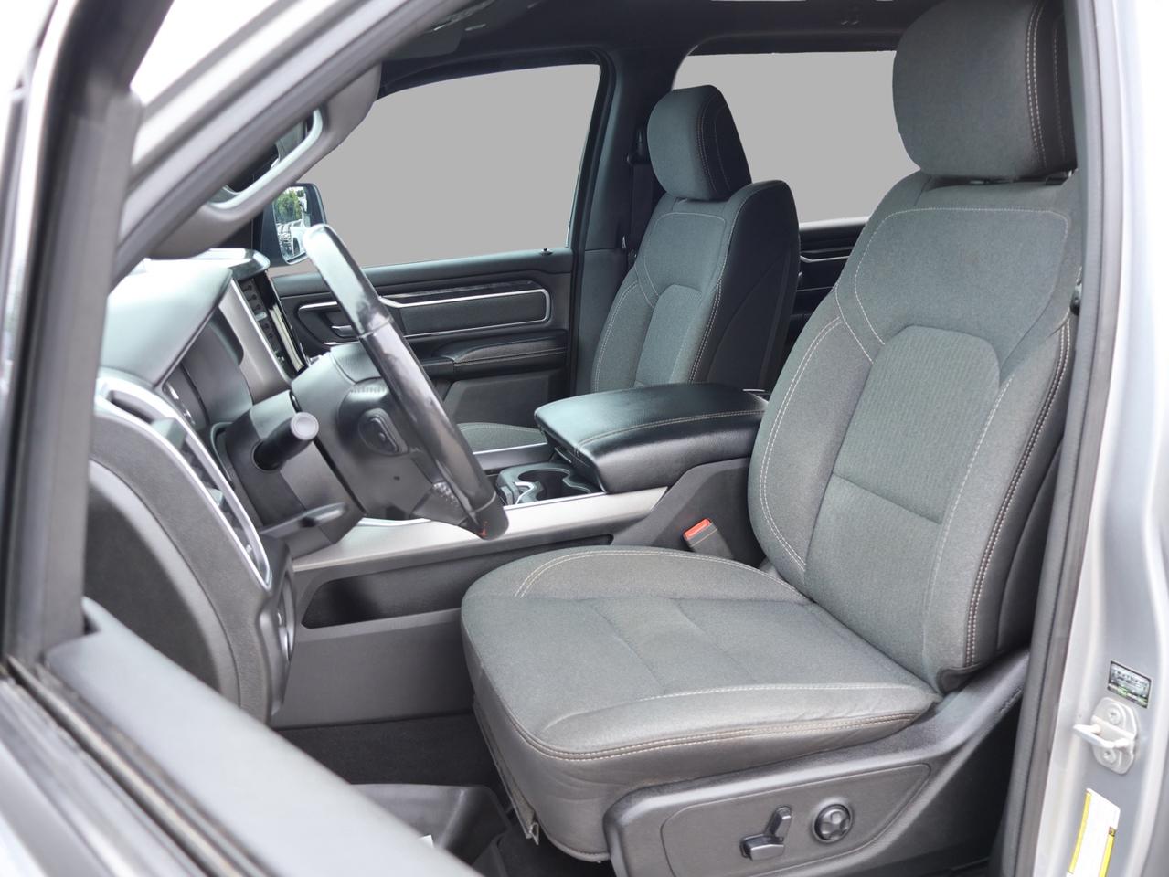 2019 RAM 1500 BIG HORN HEMI 4WD CERTIFIED *20 SERVICE RECORDS* CAMERA NAV BLUETOOTH HEATED SEATS CRUISE ALLOYS Photo