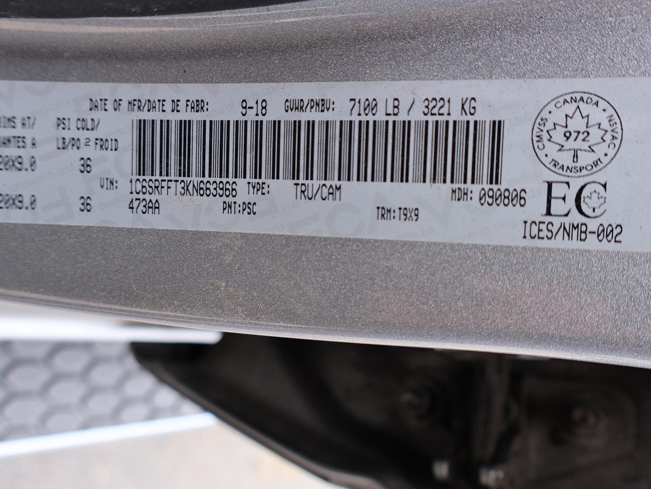 2019 RAM 1500 BIG HORN HEMI 4WD CERTIFIED *20 SERVICE RECORDS* CAMERA NAV BLUETOOTH HEATED SEATS CRUISE ALLOYS Photo