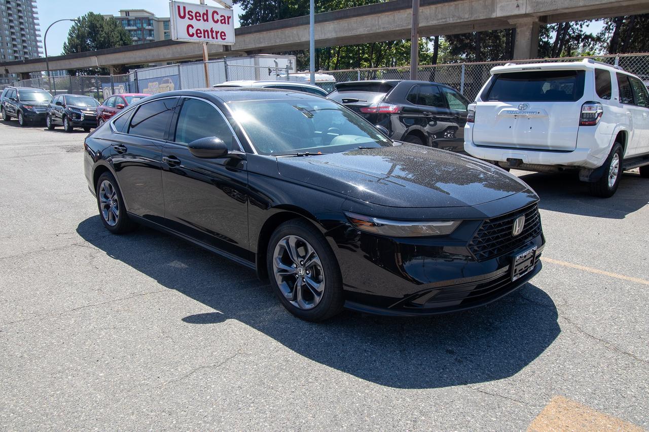 2023 Honda Accord EX Photo3