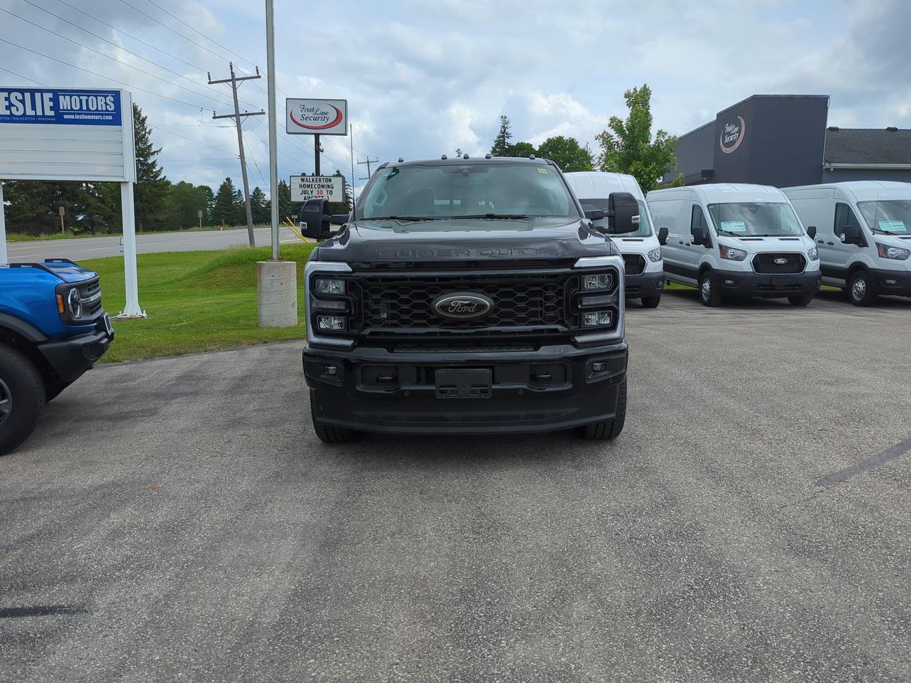 2026 Ford F-250 Lariat Crew Cab 4x4 Photo1