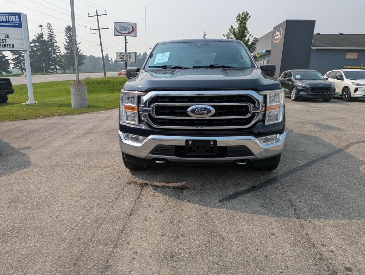 2021 Ford F-150 XLT 4WD SuperCrew 5.5' Box Photo1
