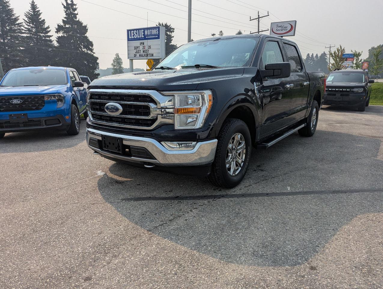 2021 Ford F-150 XLT 4WD SuperCrew 5.5' Box Photo0