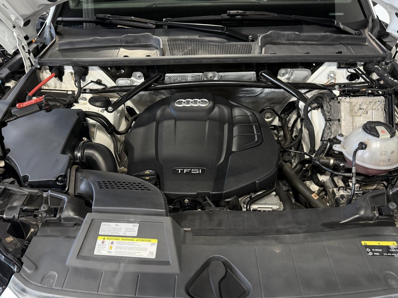 2018 Audi Q5 Technik S-Line, Navi, Backup Photo