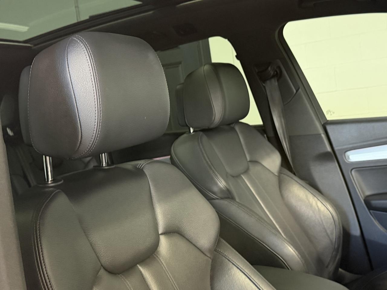 2018 Audi Q5 Technik S-Line, Navi, Backup Photo