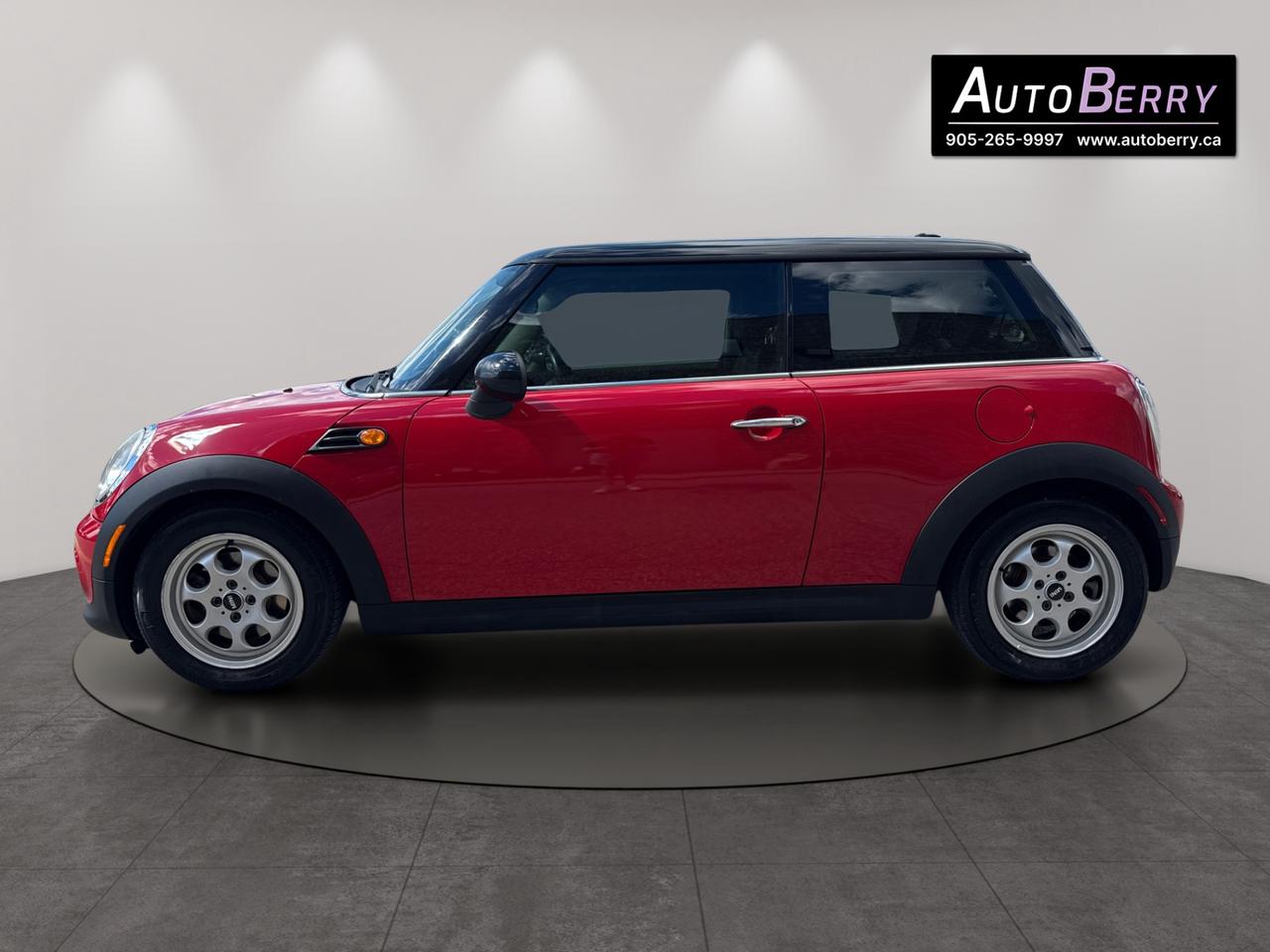 2012 MINI Cooper Hardtop 2dr Cpe Photo4
