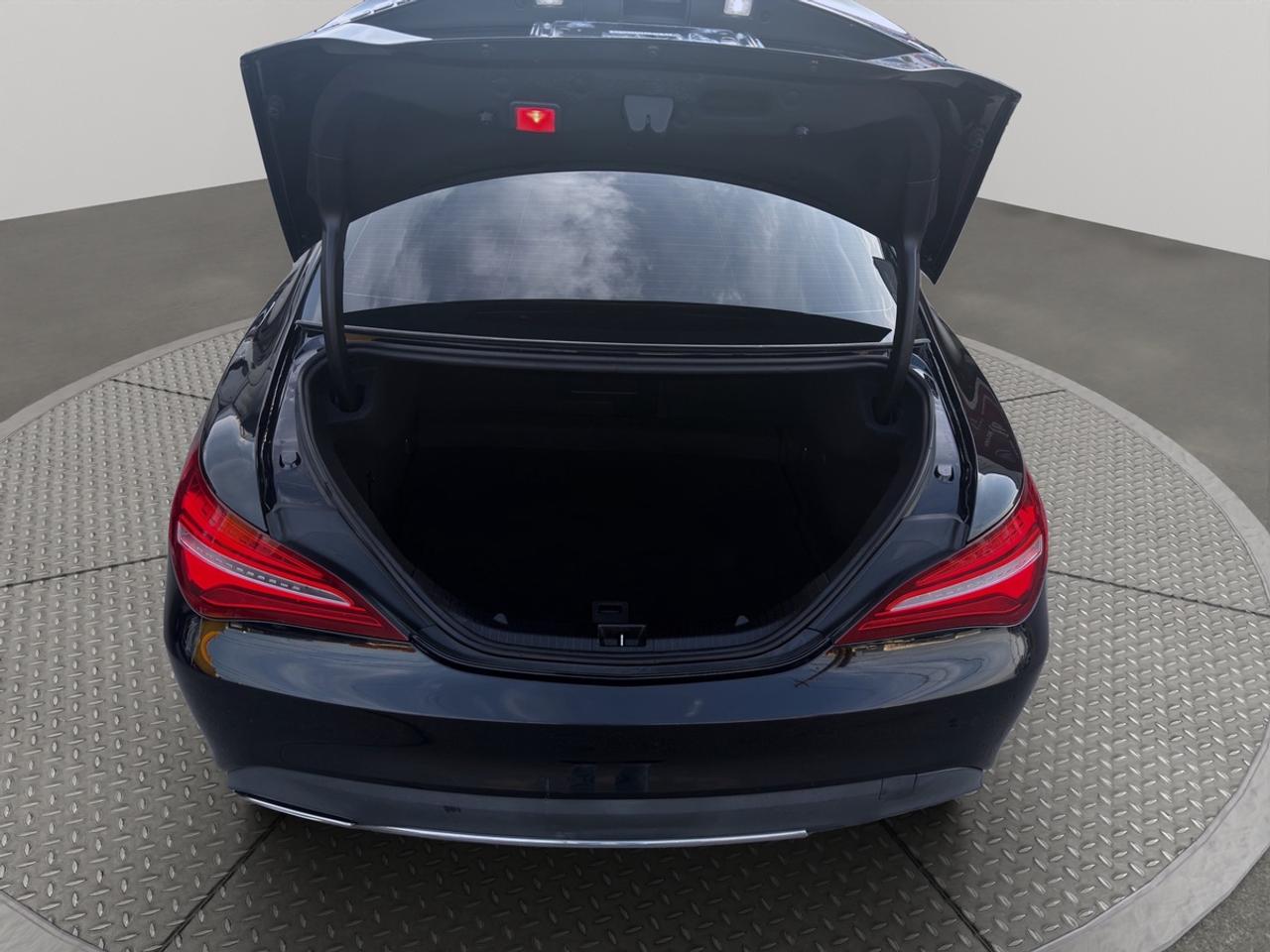 2019 Mercedes-Benz CLA-Class CLA 250 Photo