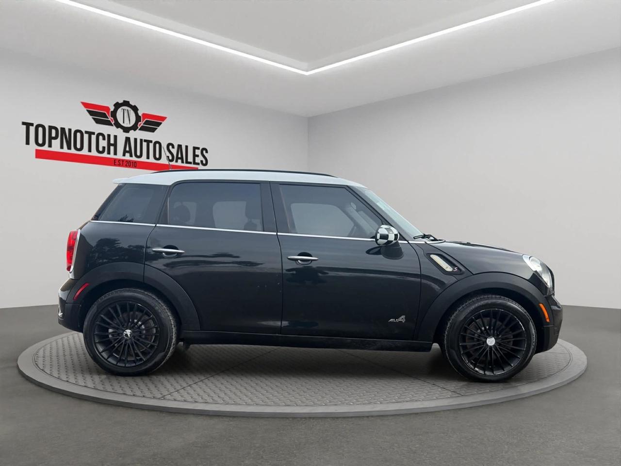 2014 MINI Cooper Countryman S Photo