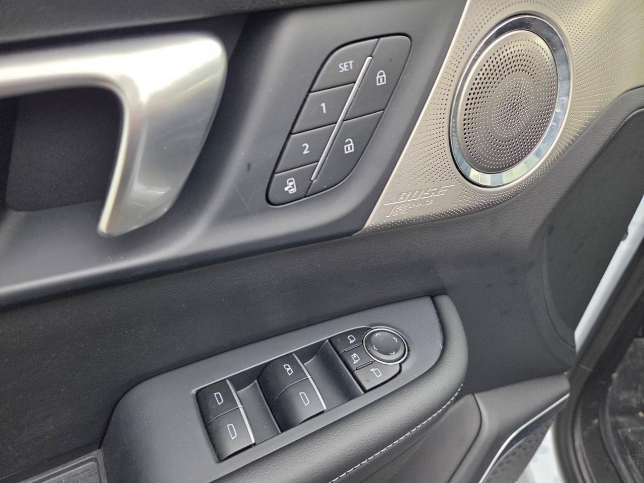 2026 Buick Enclave AWD 4dr Avenir Photo