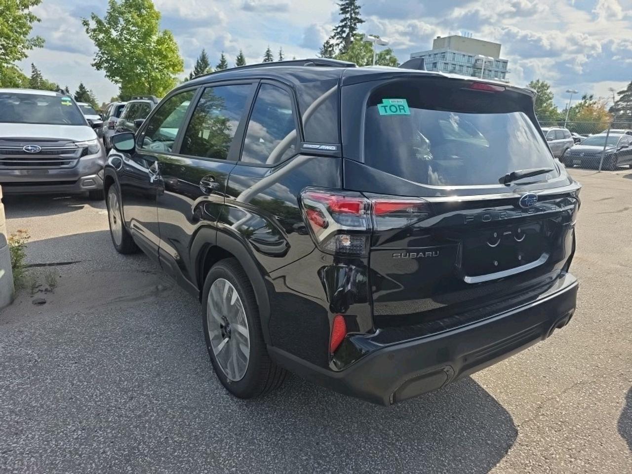 2026 Subaru Forester Premier Photo