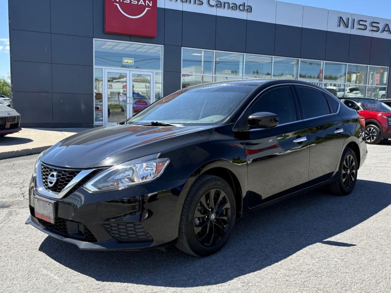 2018 Nissan Sentra  Photo0