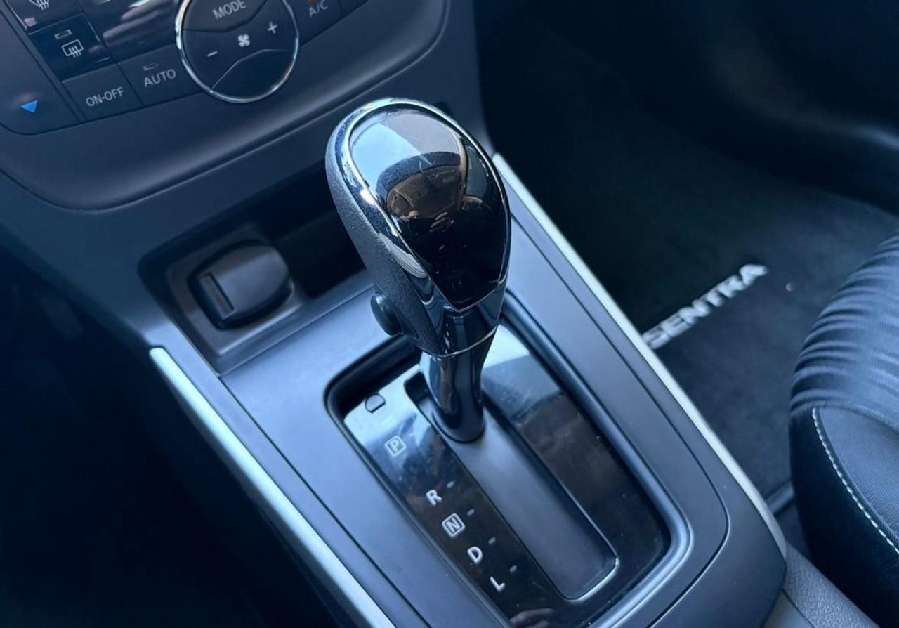 2018 Nissan Sentra  Photo