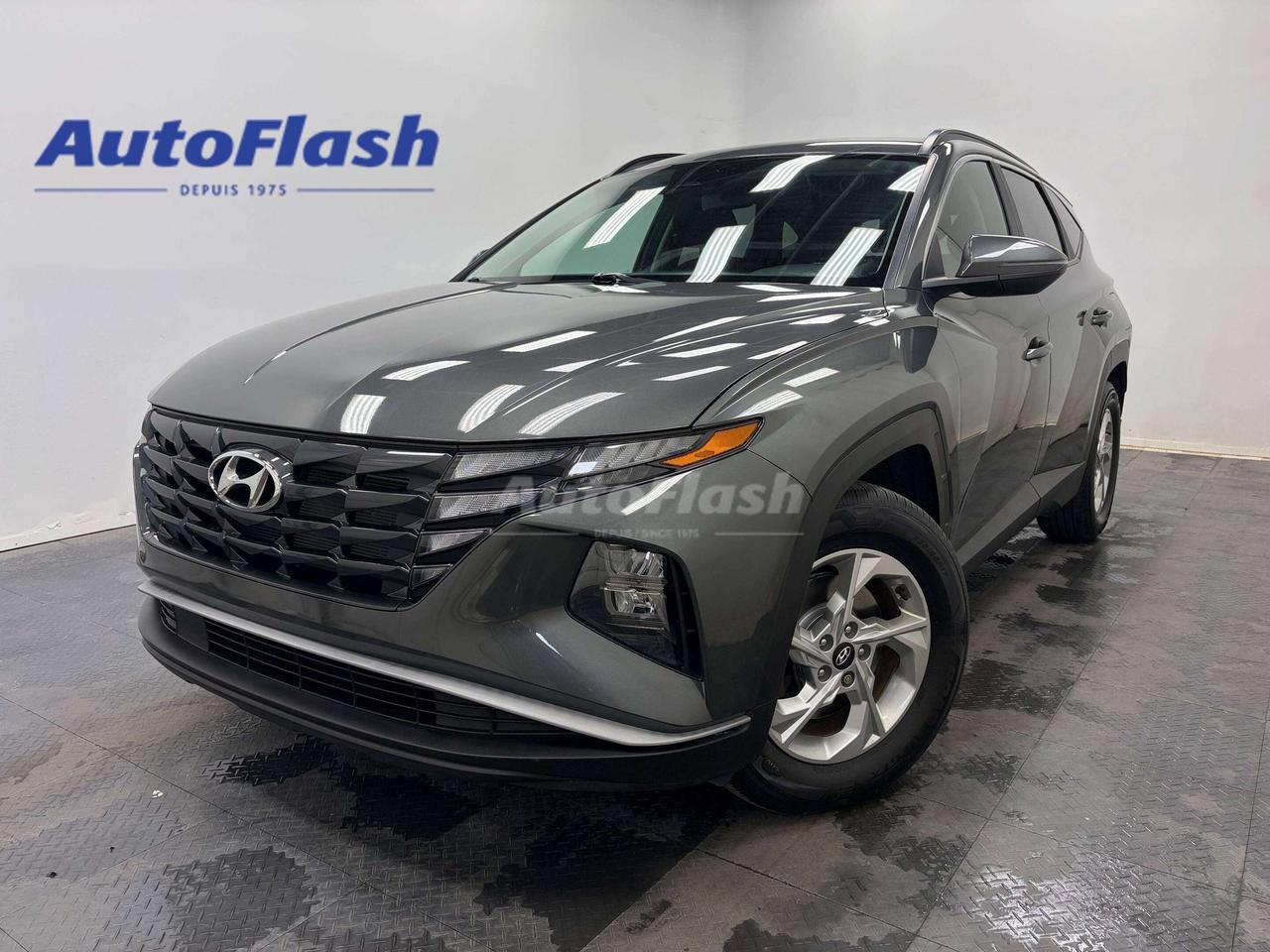 +Android Auto 
+Bluetooth 
+Cam&eacute;ra de recul / Backup camera  
+Commandes de radio au volant / Steering wheel audio controls 
+D&eacute;marrage &agrave; bouton / Push button start 
+R&eacute;gulateur de vitesse  / Cruise control 
+R&eacute;gulateur de vitesse adaptatif / Adaptive cruise control 
+Si&egrave;ges chauffants / Heated seats 
+Surveillance des angles morts / Blind spot monitoring 
+Volant chauffant / Heated Steering wheel 
+Aucun Accident /  No accidents
+V&eacute;rifi&eacute; par Carfax / Carfax verified
+Historique dentretien / Maintenance history
+Protection m&eacute;canique disponible / Mechanical protection available

Visitez notre page Google pour voir tous les commentaires positifs que nos clients nous laissent.
 
Financement rapide et facile, 1ere, 2e et 3e chances au cr&eacute;dit, approbation en 30 minutes, taux dacceptation tr&egrave;s &eacute;lev&eacute;. 

Essayez notre demande de cr&eacute;dit s&eacute;curis&eacute; en ligne, sans obligation! 

Nous sommes les sp&eacute;cialistes des autos, fourgonnettes, VUS, 4x4, et les camions l&eacute;gers jusqu&agrave; une tonne. 

*Seulement le nettoyage de base du v&eacute;hicule, fait par un sous-traitant, est inclus. Pour un perfectionnement de lesth&eacute;tique int&eacute;rieur/ext&eacute;rieur, dont une d&eacute;contamination de la peinture, des retouches de peinture, faites par nos experts en esth&eacute;tique, une somme de 249$ sera ajout&eacute;e &agrave; votre facture. Aussi disponible, loption dimmatriculer la voiture sur place, qui vous permet d&eacute;pargner du temps et le co&ucirc;t de 25$ du transit temporaire.

*************

Since 1975 AutoFlash has offered the best price-quality and excellent service. 

Visit our Google page to read all the nice things our clients have to say about us.

We have financing for all credit situations. 1st 2nd 3rd chance credit with an excellent approval rate!

Try our secured online credit application any time, with no obligation! 

We specialize in all brands, makes and models. Whether you need a car, truck, SUV or minivan, we can help you.

And if we dont have it, well find it for you!

*Only the basic cleaning of the vehicle, done by a subcontractor, is included in the advertised price. For a complete interior/exterior detailing, done by our esthetic specialists, which includes a complete paint decontamination and paint touch-ups if needed, an amount of 249$ will be added to your invoice. Also available, in-house licensing, which allows you to save the $25 for a temporary Transit.