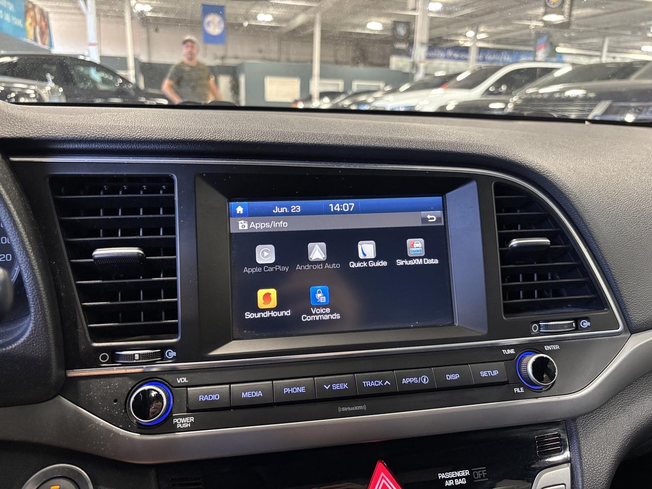 2018 Hyundai Elantra GLS|LEATHER|ALLOYS|SUNROOF|BACKUPCAM|HEATSEATS|+++ Photo