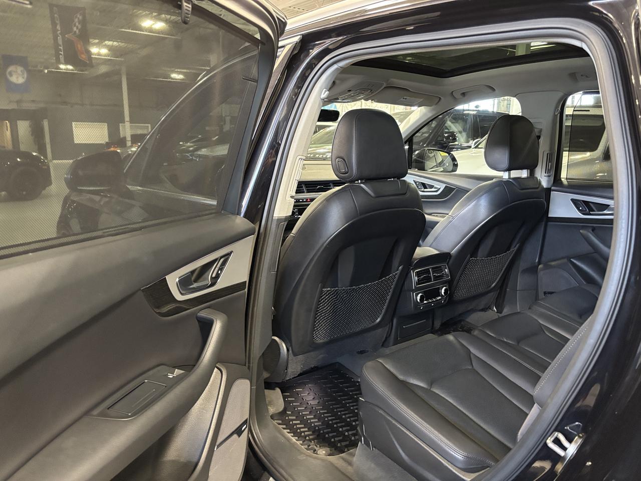 2017 Audi Q7 3.0T Technik|QUATTRO|7PASSENGER|NAV|LEATHER|PANO|+ Photo