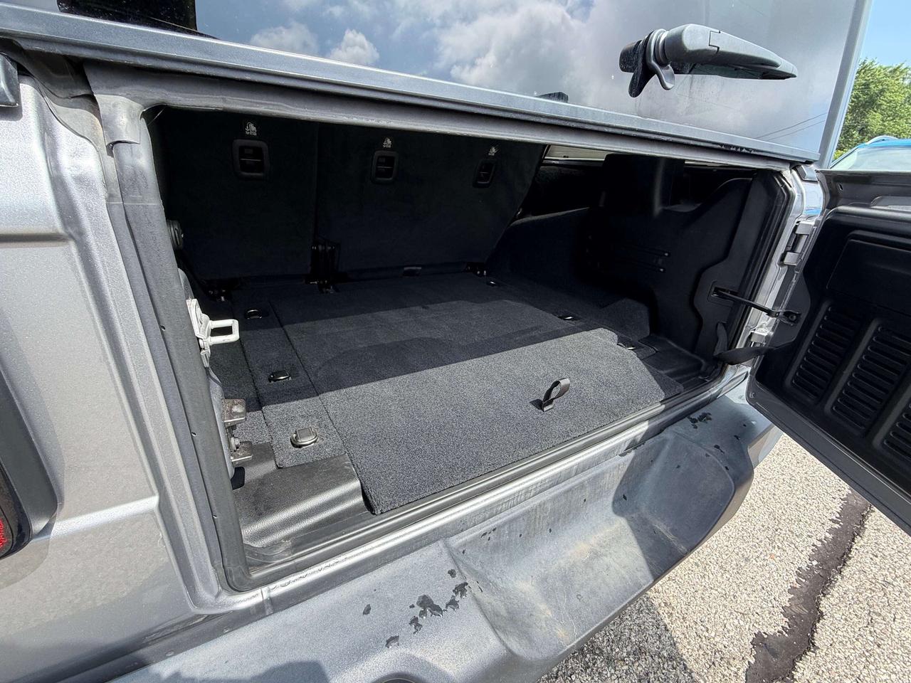 2019 Jeep Wrangler Unlimited UNLIMITED SPORT, HEATED SEATS & STEERING WHEEL! - Photo #12
