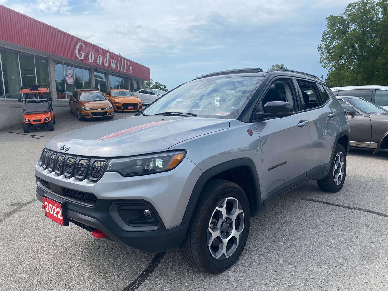2022 Jeep Compass TRAILHAWK, SUNROOF, REMOTE START, LEATHER! Photo