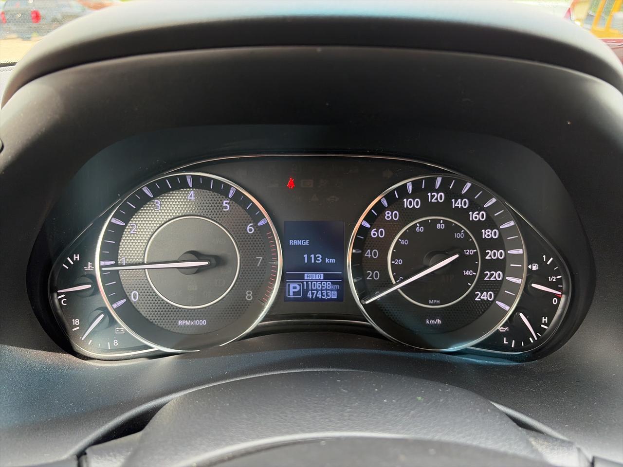 2017 Nissan Armada PLATINUM EDITION, CLEAN CARFAX, REMOTE START! - Photo #17