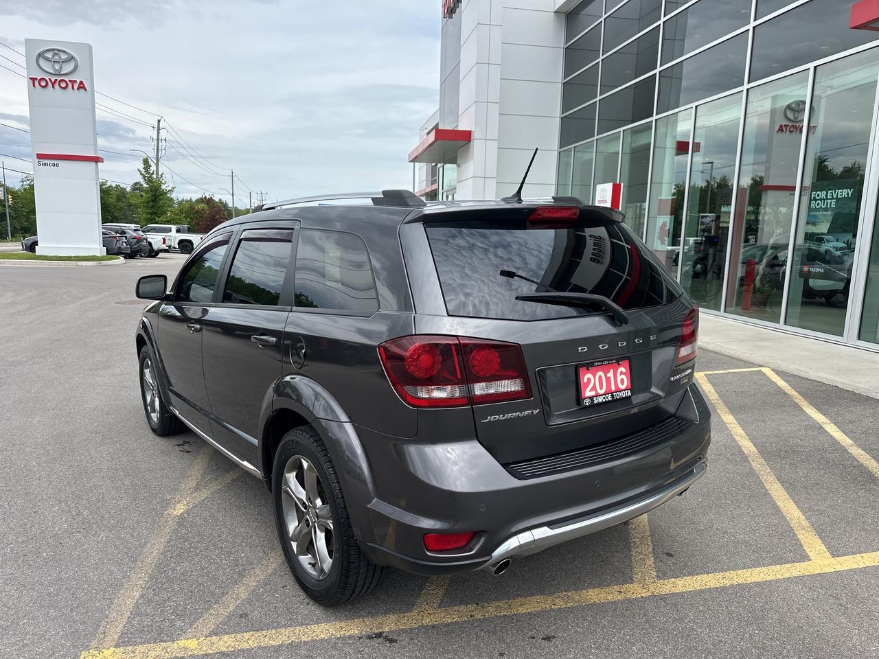 2016 Dodge Journey Crossroad Photo