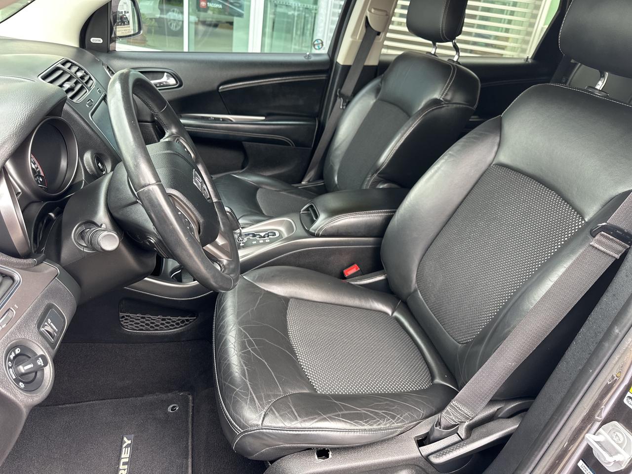 2016 Dodge Journey Crossroad Photo
