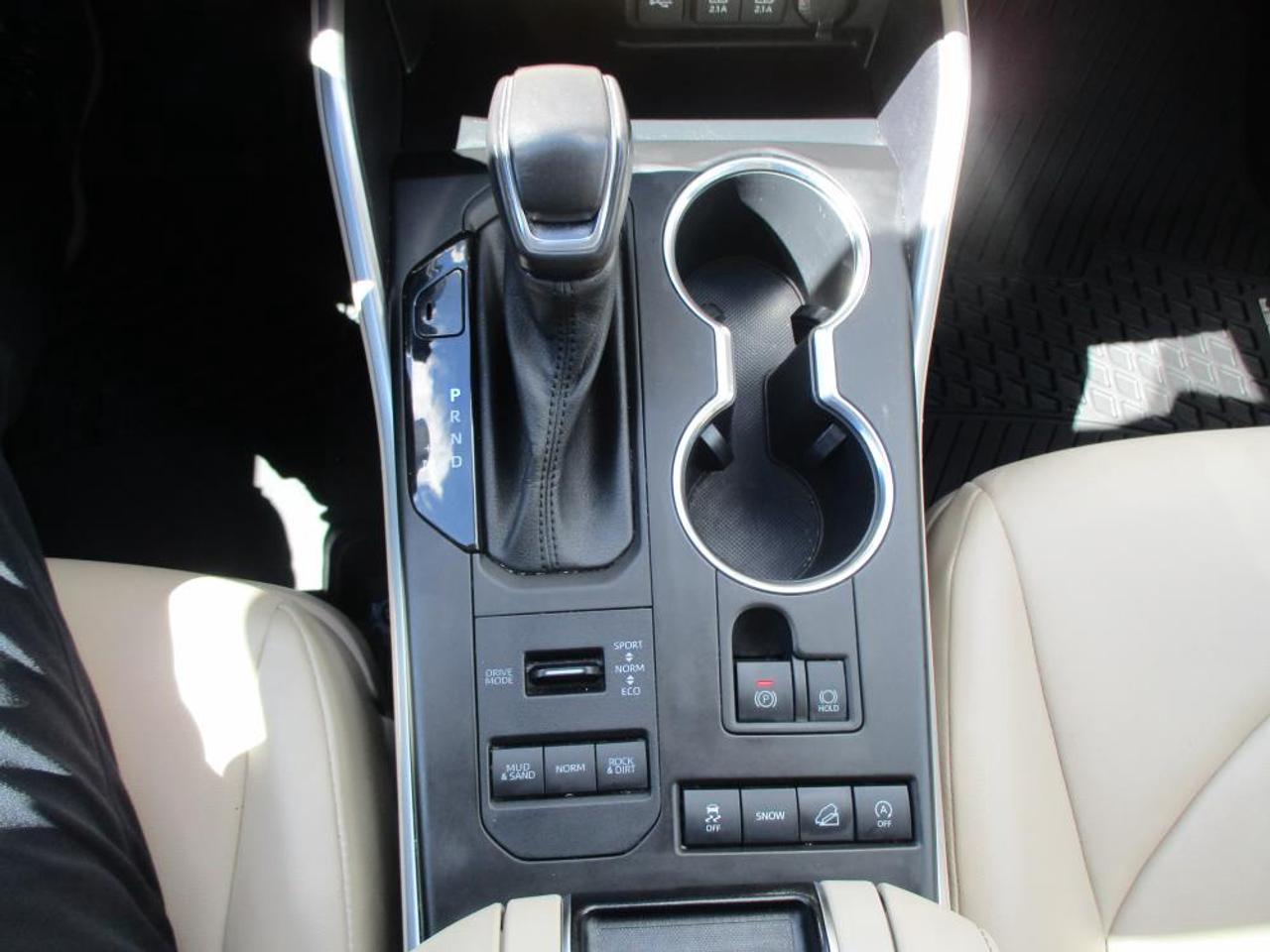 2021 Toyota Highlander XLE AWD - Photo #22