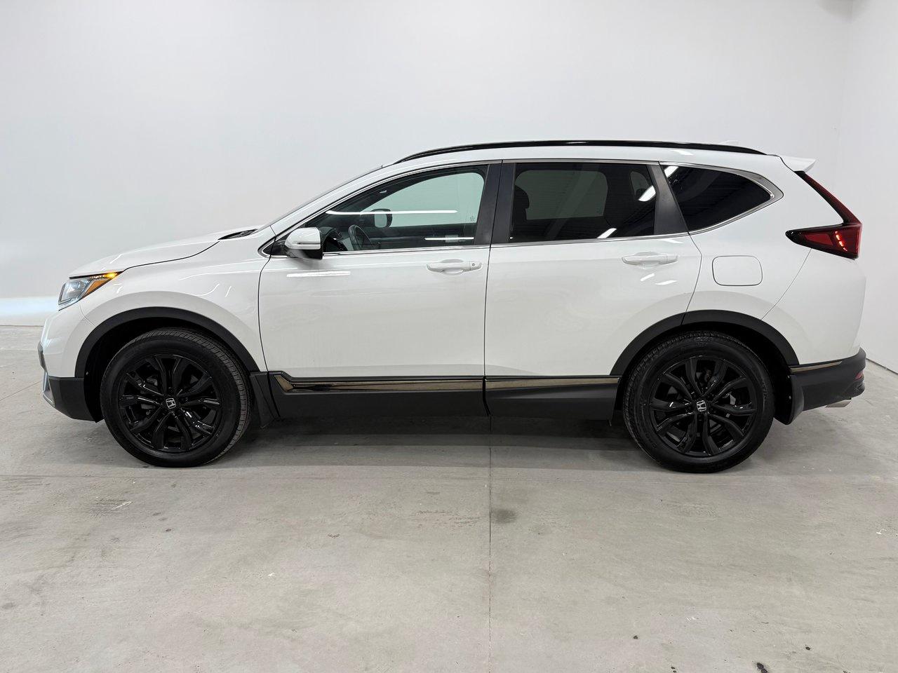 2022 Honda CR-V Touring Photo2