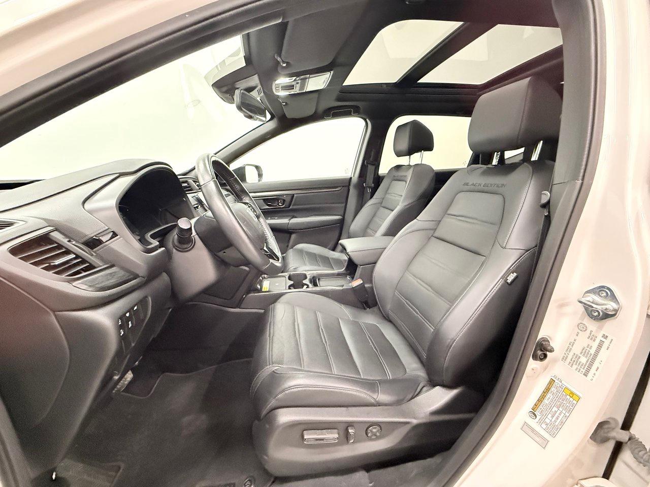 2022 Honda CR-V Touring Photo