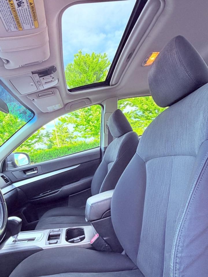 2014 Subaru Legacy 4dr Auto, AWD, 2.5L 4cyl, Gas Photo