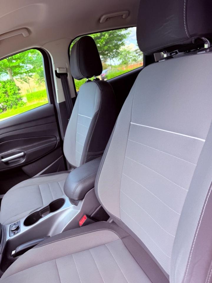 2015 Ford Escape SE 4dr 4x4 Automatic Photo