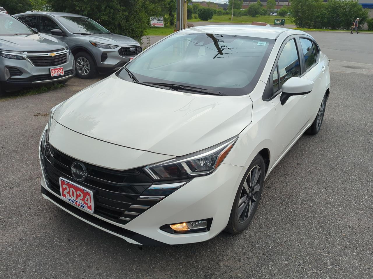 2024 Nissan Versa SV
