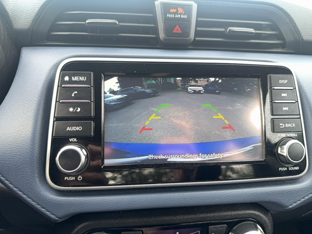 2024 Nissan Versa SV Photo
