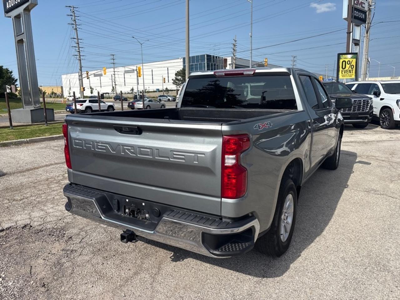 2025 Chevrolet Silverado 1500 LT  5.3L V8| amazing value! Photo
