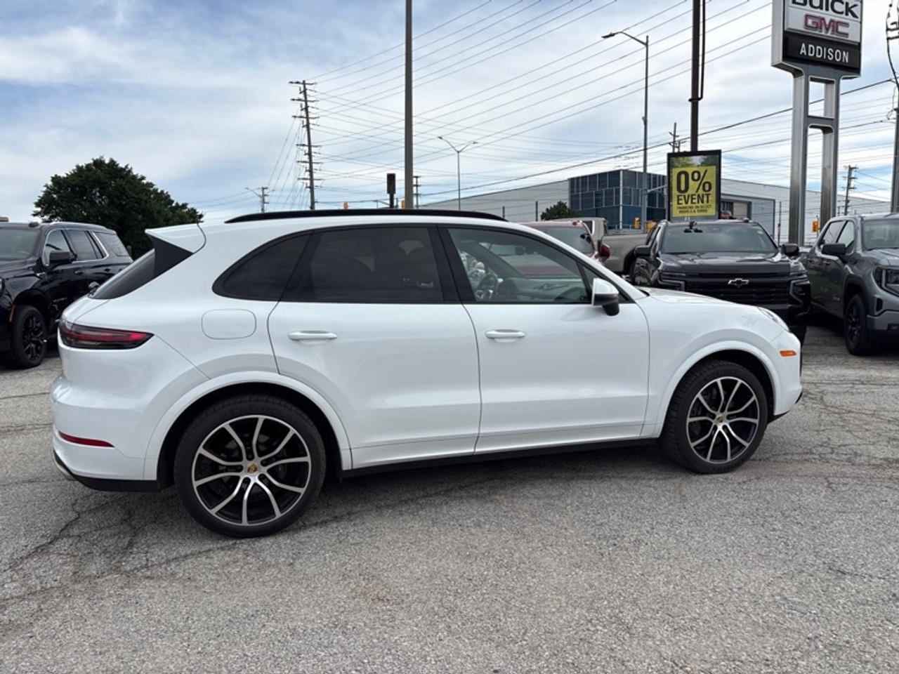 2021 Porsche Cayenne 2 SETS OF TIRES Photo