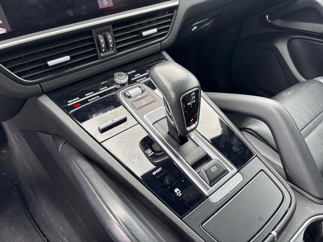 2021 Porsche Cayenne 2 SETS OF TIRES Photo