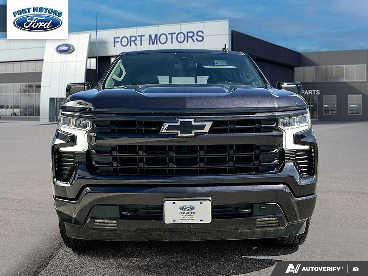 2023 Chevrolet Silverado 1500 RST Photo1