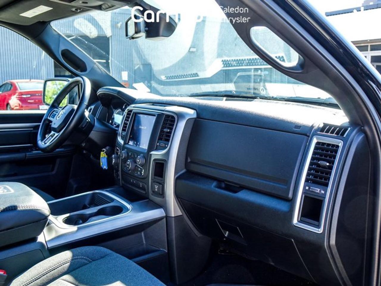 2021 RAM 1500 Classic WARLOCK Photo