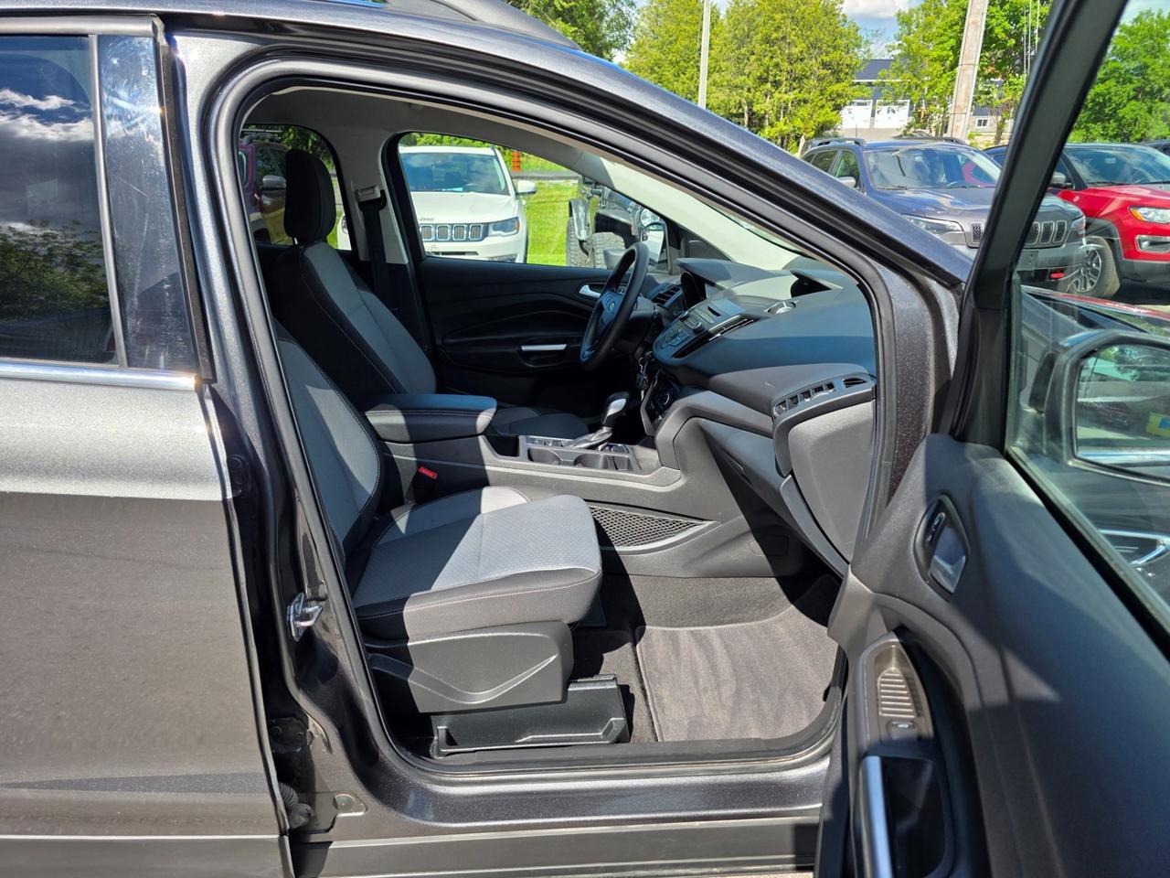 2018 Ford Escape SE 4WD Photo