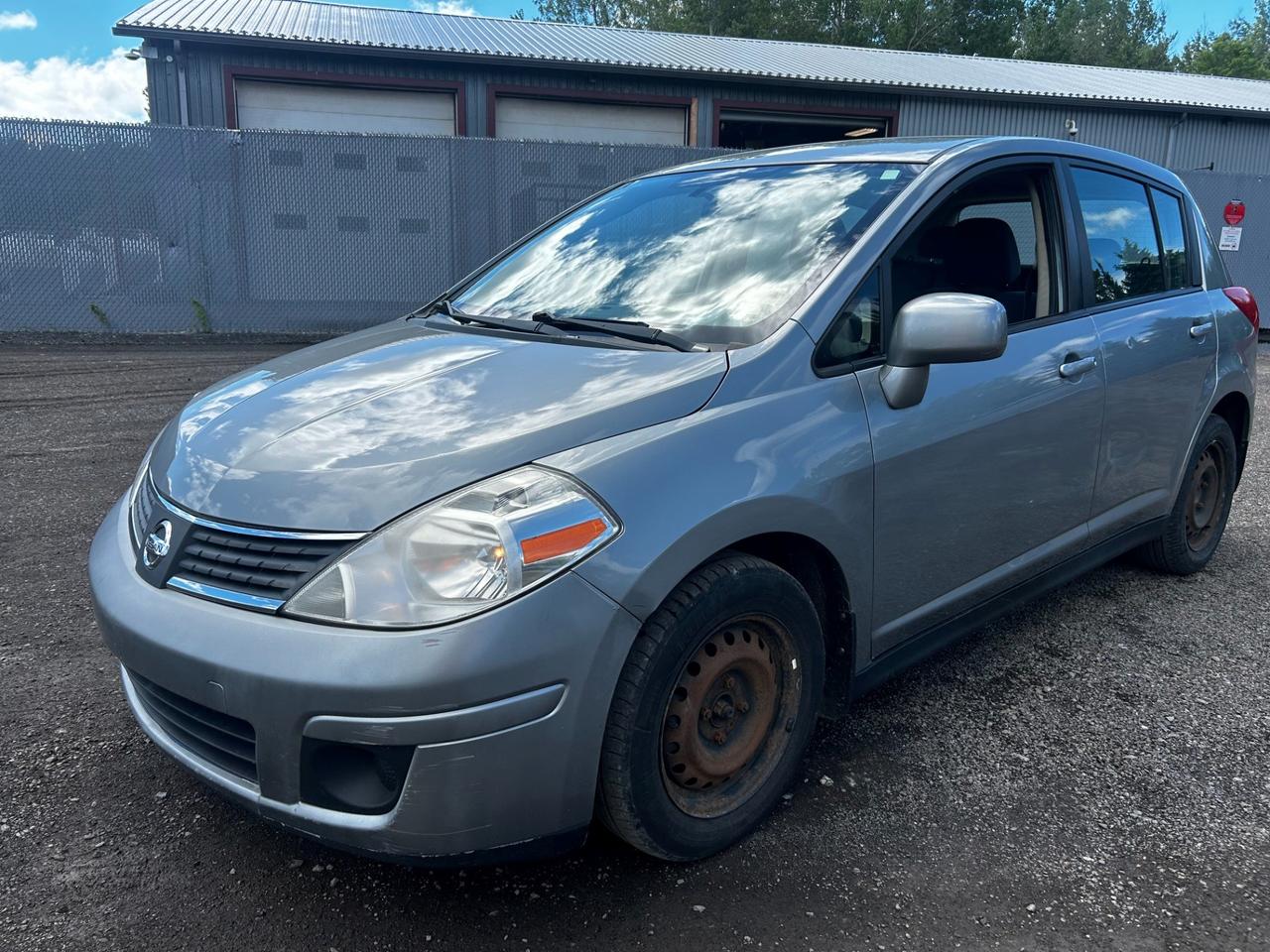 Used 2009 Nissan Versa 1.8 S for sale in Saint-Lazare, QC