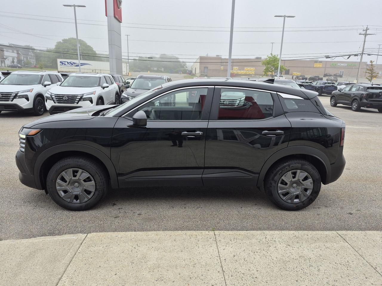 2026 Nissan Kicks S Photo3