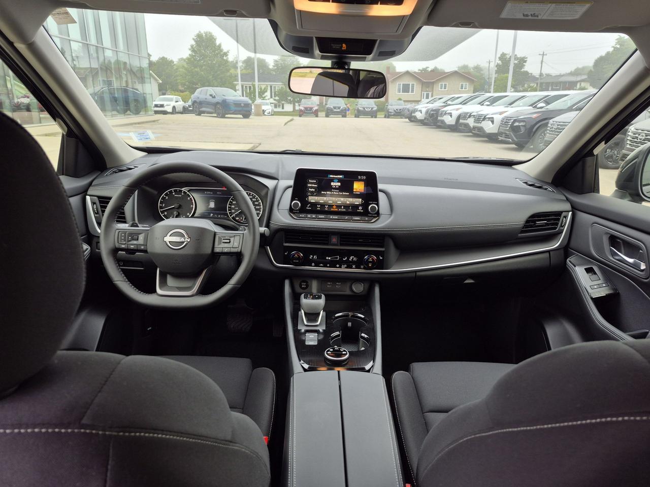 2026 Nissan Rogue S Photo