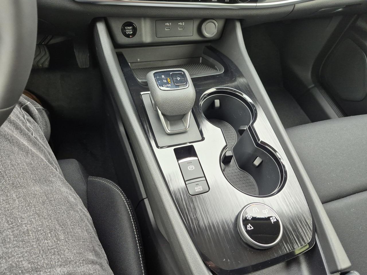 2026 Nissan Rogue S Photo