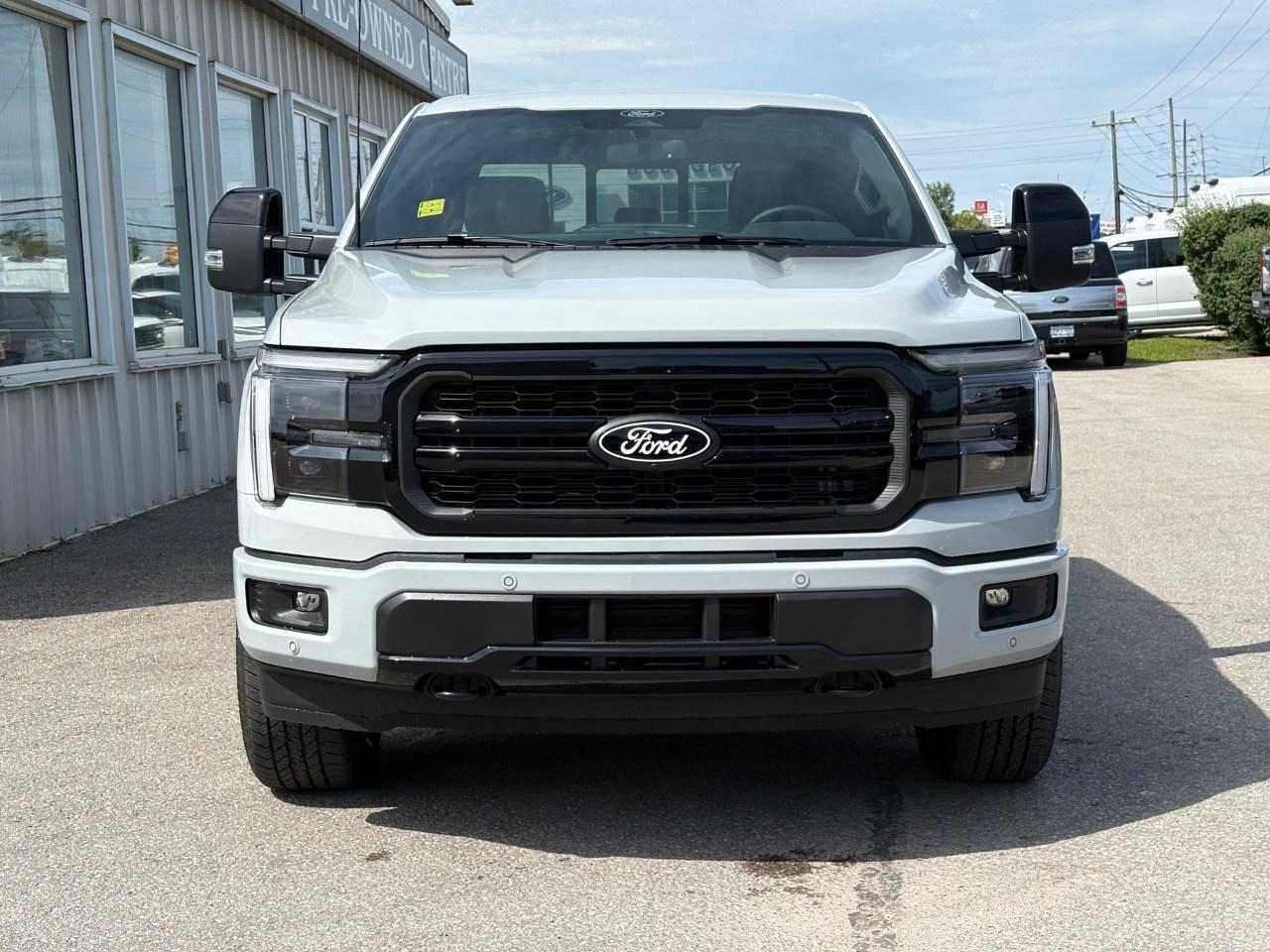2026 Ford F-150 Lariat 4WD SuperCrew 6.5' Box Photo3