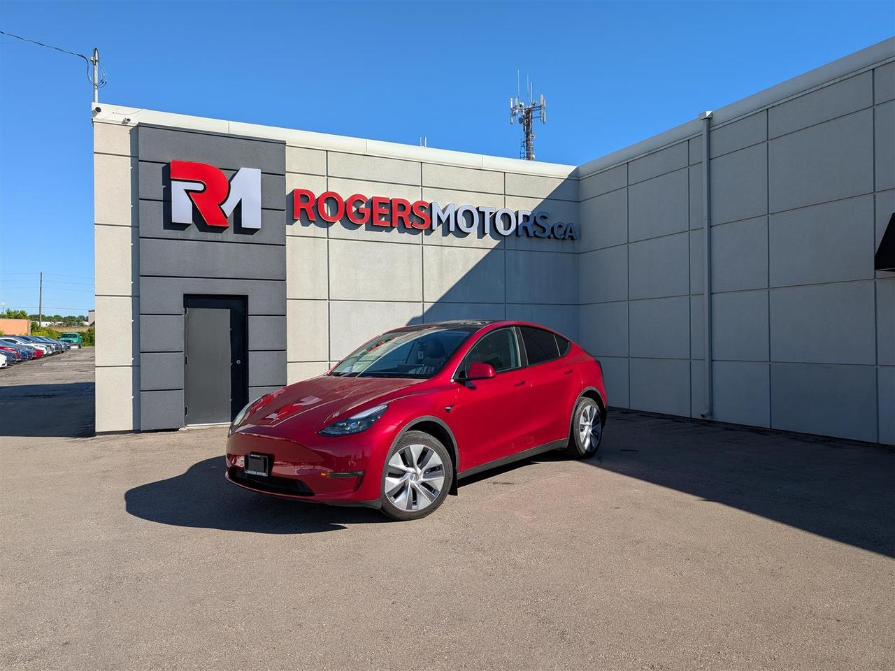 2024 Tesla Model Y LONG RANGE AWD - DUAL MOTOR Photo