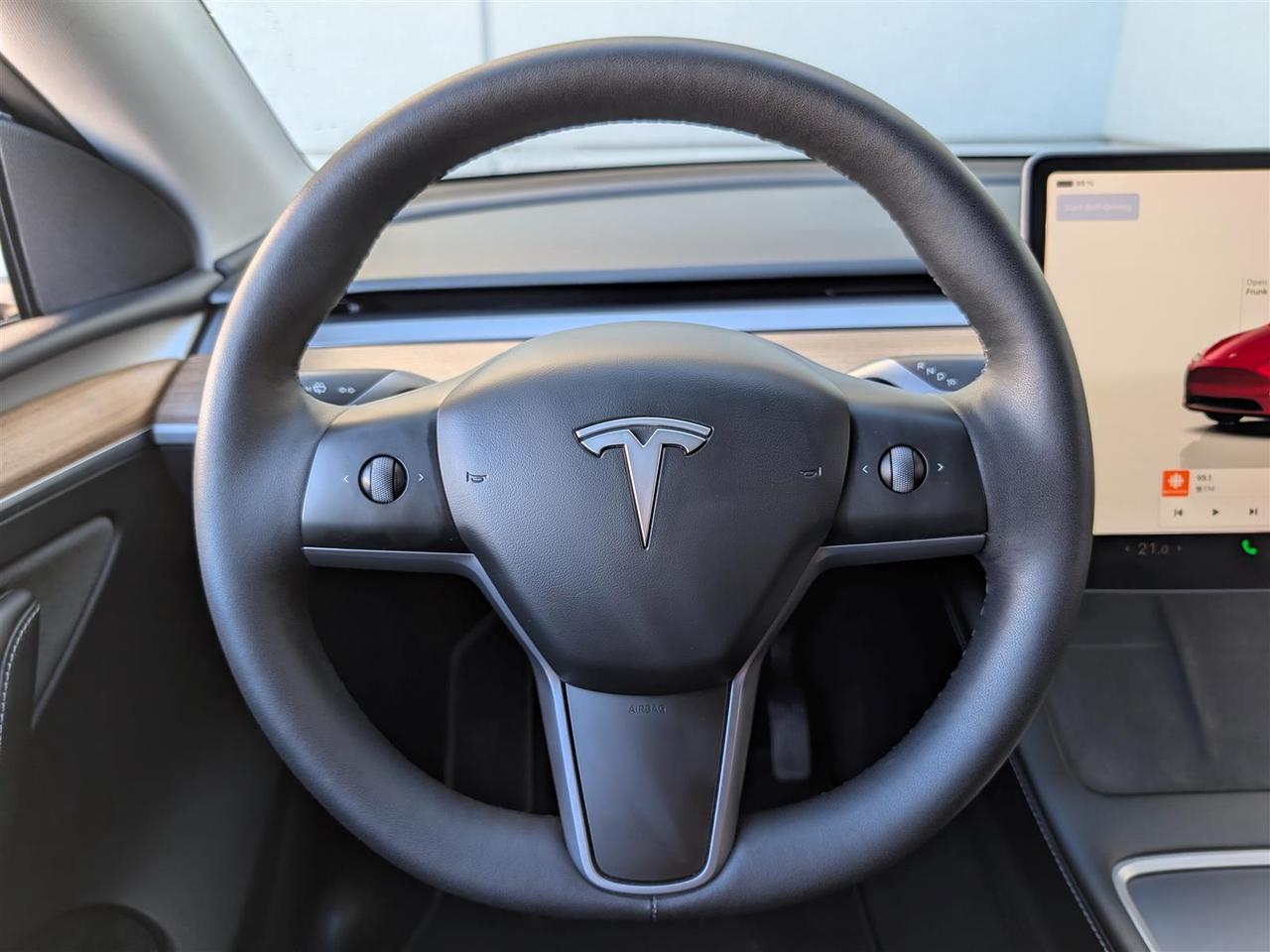 2024 Tesla Model Y LONG RANGE AWD - DUAL MOTOR Photo