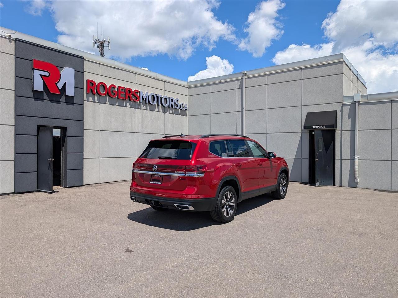 2024 Volkswagen Atlas AWD - LEATHER - REV CAM - TECH FEATS Photo