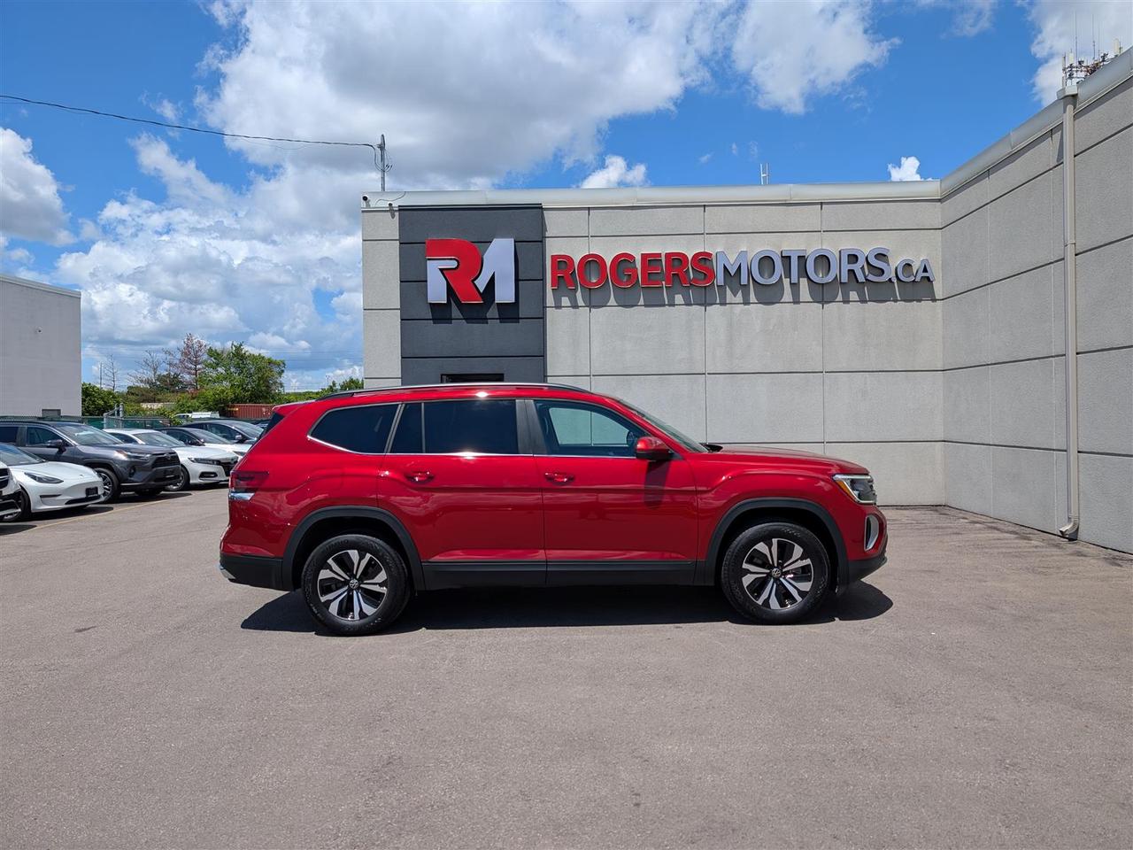 2024 Volkswagen Atlas AWD - LEATHER - REV CAM - TECH FEATS Photo