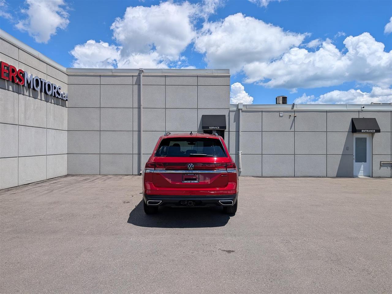2024 Volkswagen Atlas AWD - LEATHER - REV CAM - TECH FEATS Photo3
