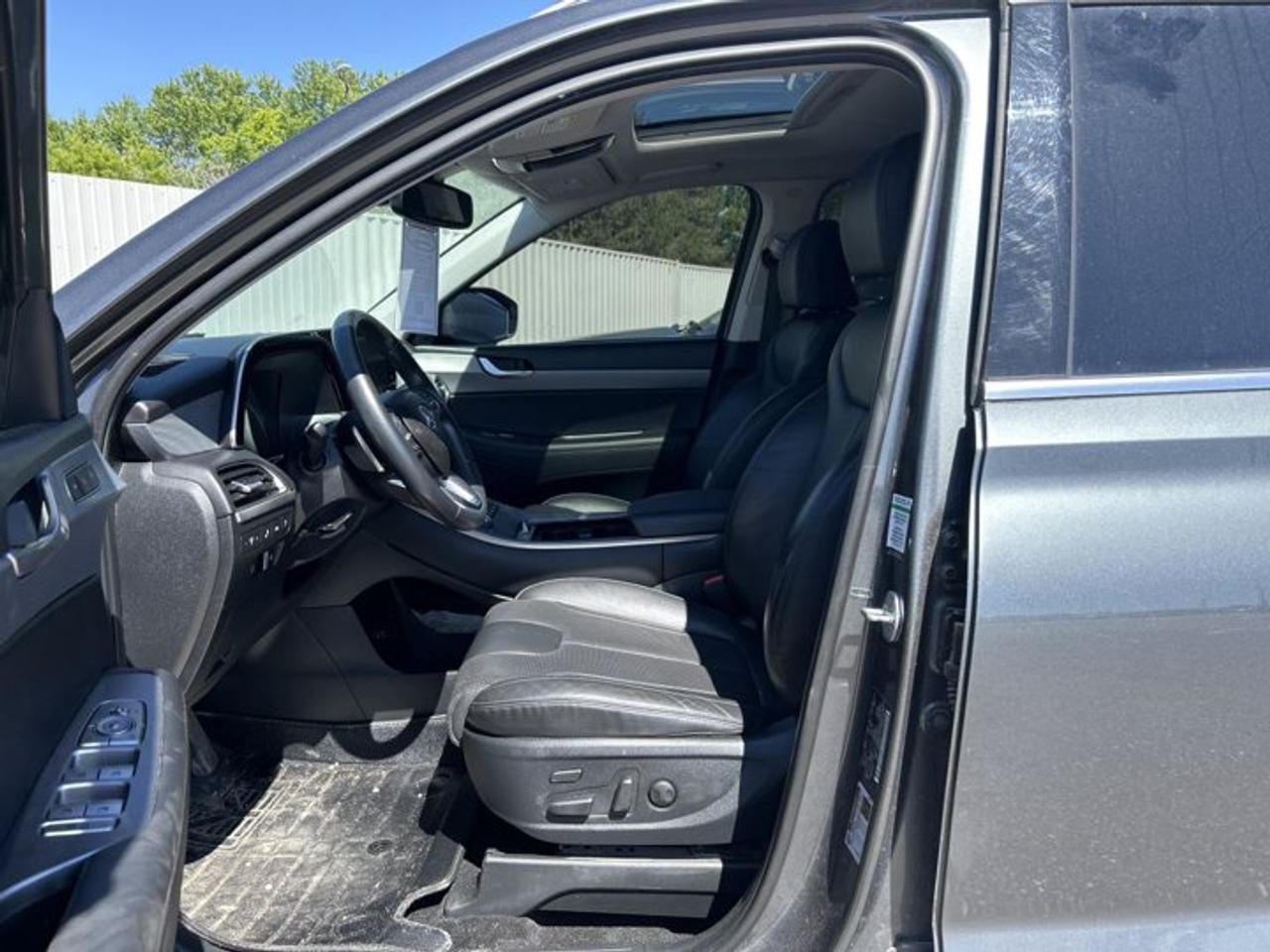 2022 Hyundai PALISADE Luxury AWD | No Accidents | Sunroof | Vent. Front Seats Photo2