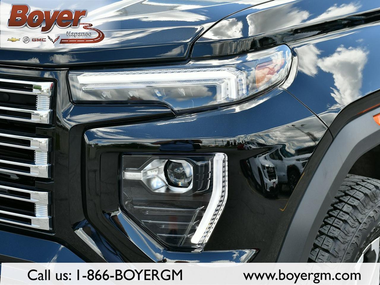 2025 GMC Canyon Crew Cab Short Box 4-Wheel Drive Denali Photo