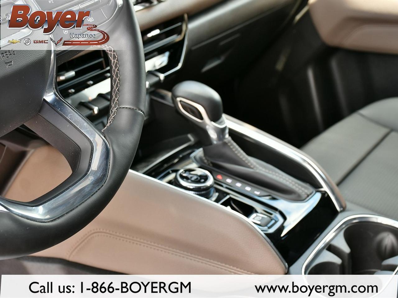 2025 GMC Canyon Crew Cab Short Box 4-Wheel Drive Denali Photo