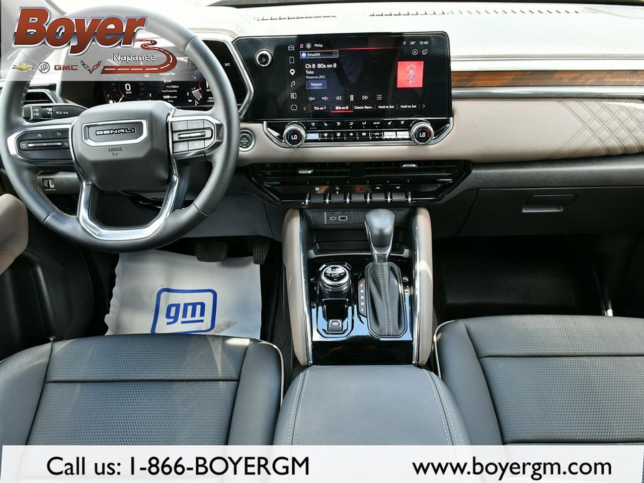 2025 GMC Canyon Crew Cab Short Box 4-Wheel Drive Denali Photo